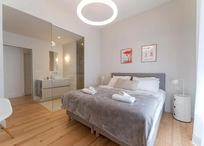 Tres Bel En Rez De Jardin, Pereire, 100 M De La Апартаменты *